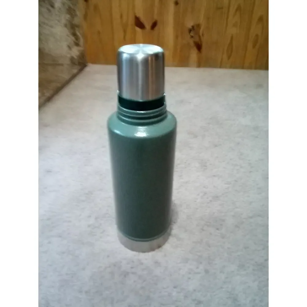 Stanley Aladdin 2 Qt Green Thermos